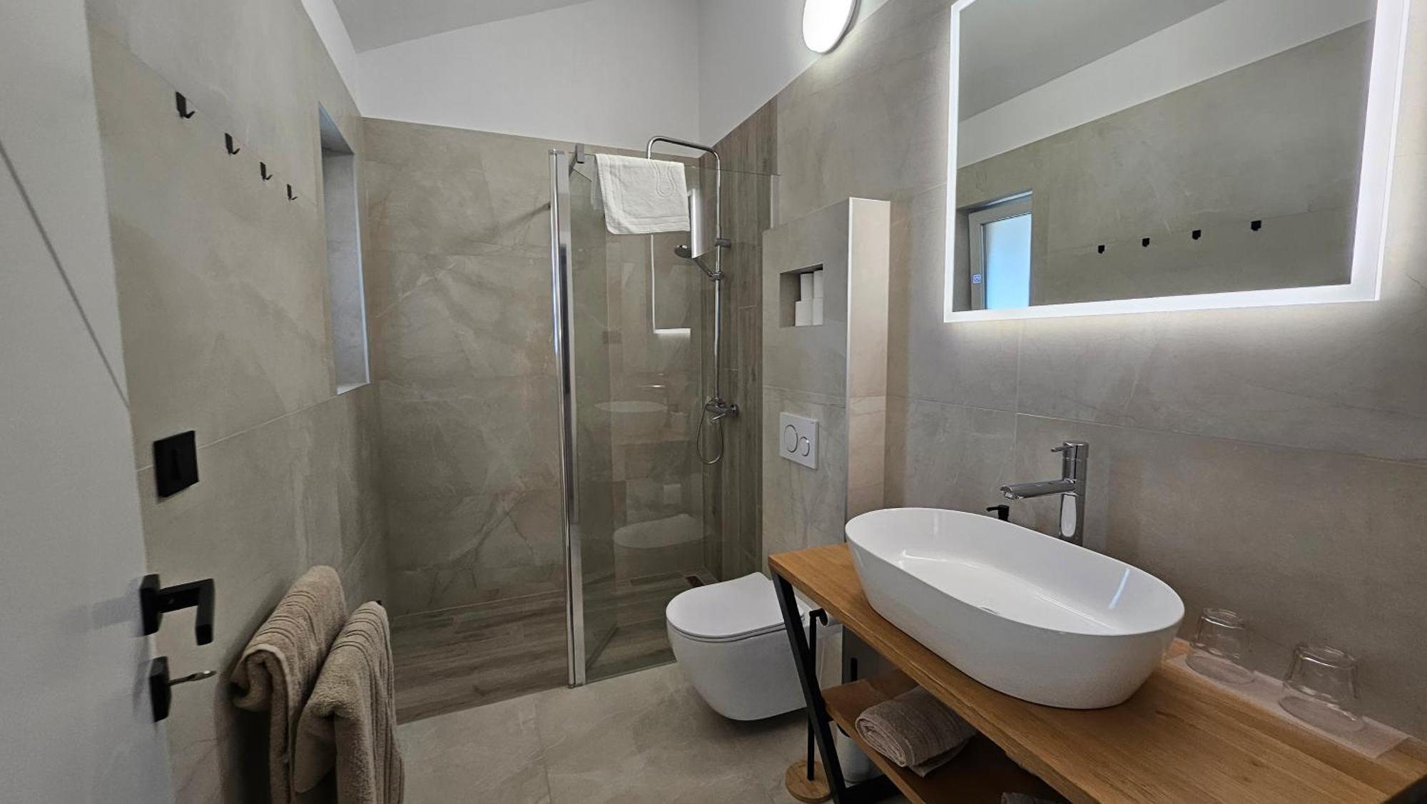 Richi Rooms & App Funtana Zewnętrze zdjęcie